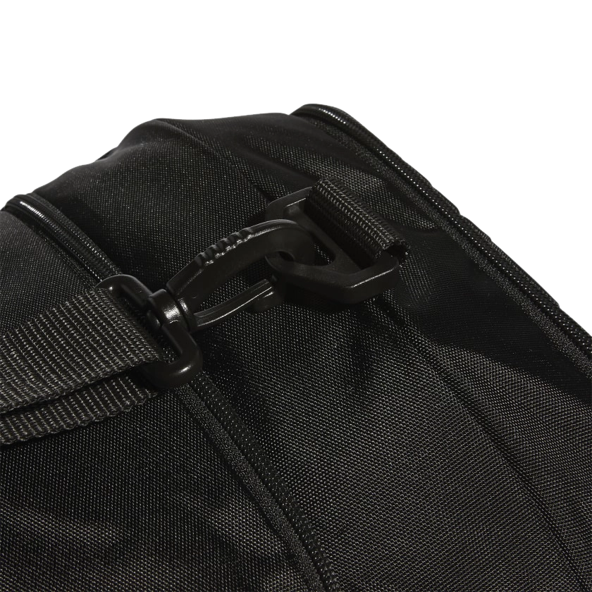 Defender IV Medium Duffel