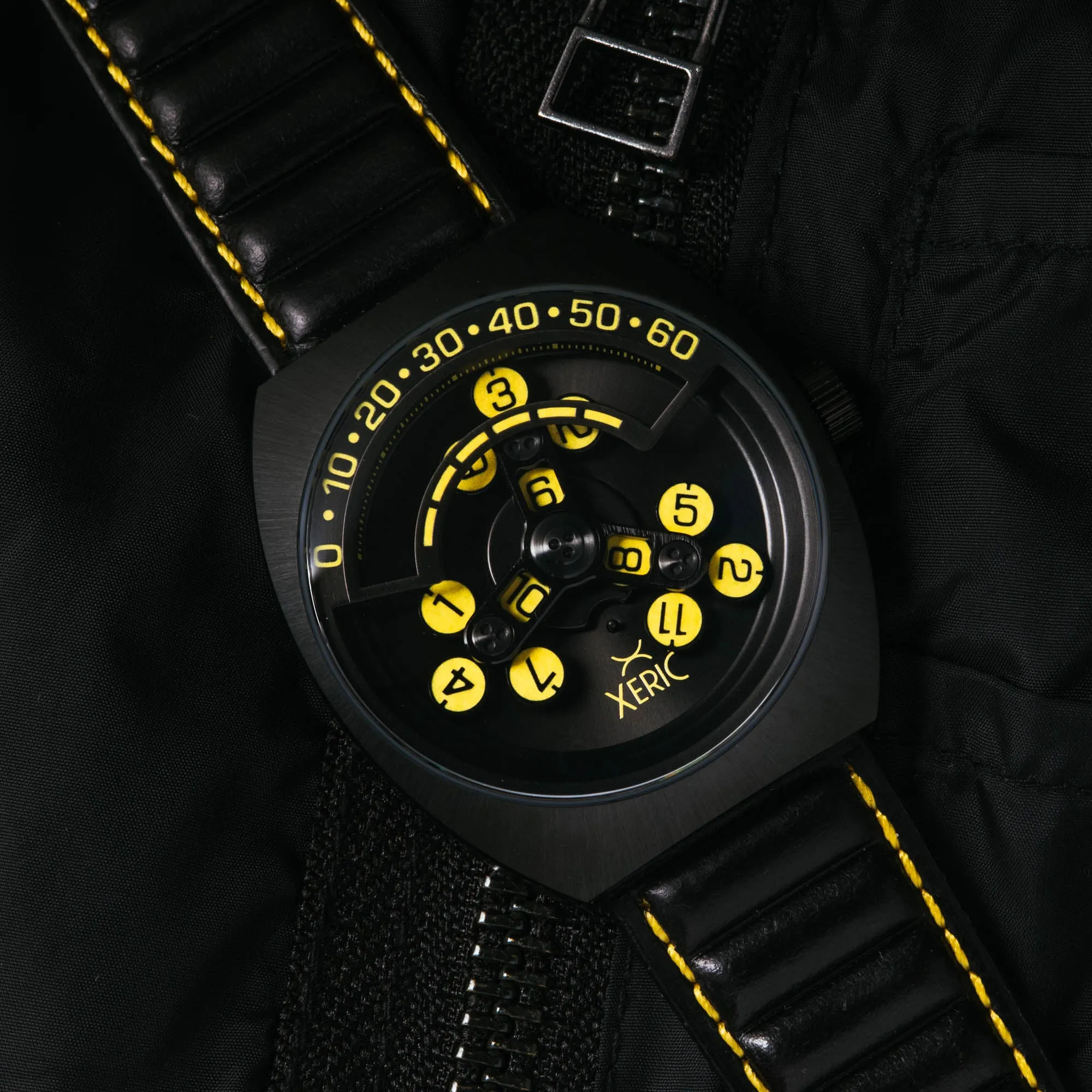 Scrambler Automatic Wandering Hour Black Yellow